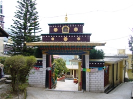 вход на территорию Буддистского храма
